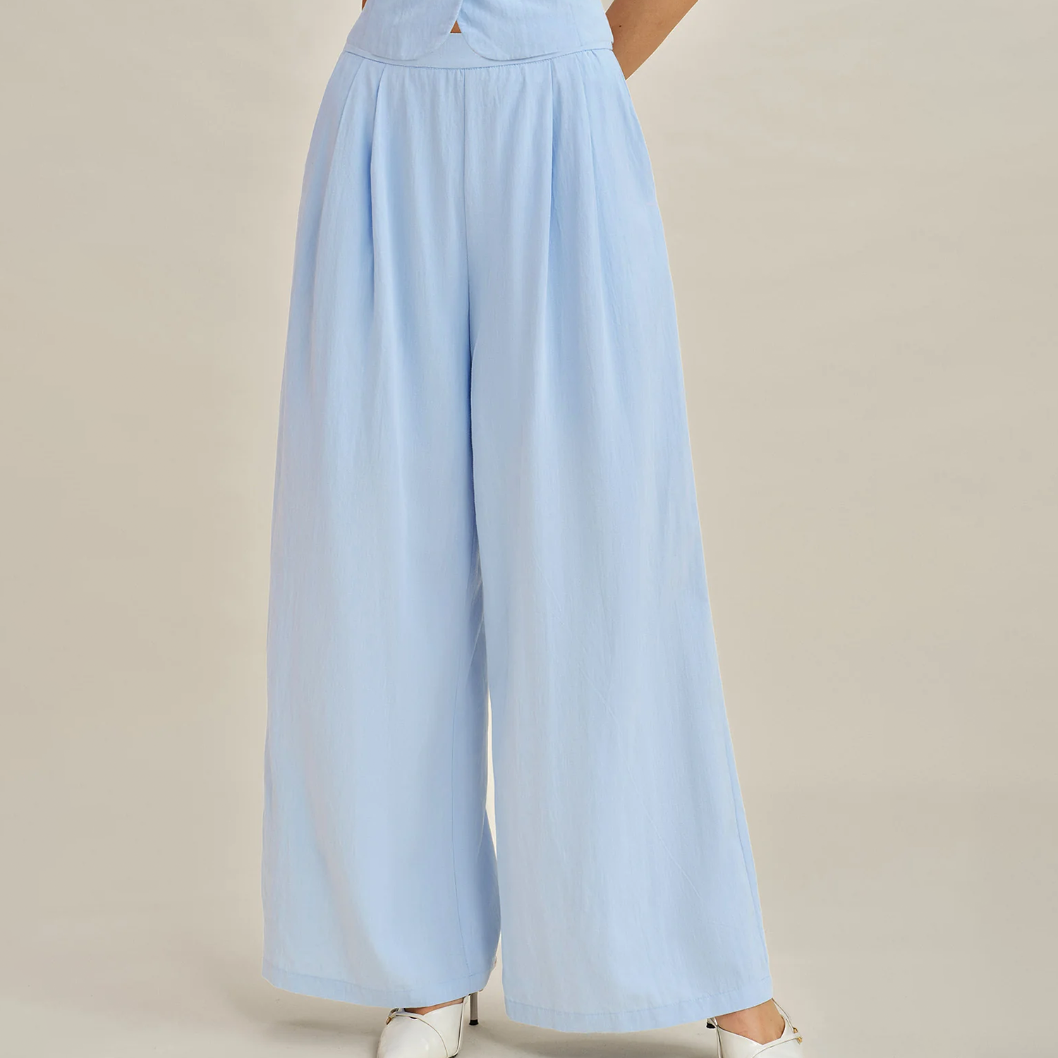 Solid Wide‑Leg Straight‑Cut Office Trousers With Side Pockets
