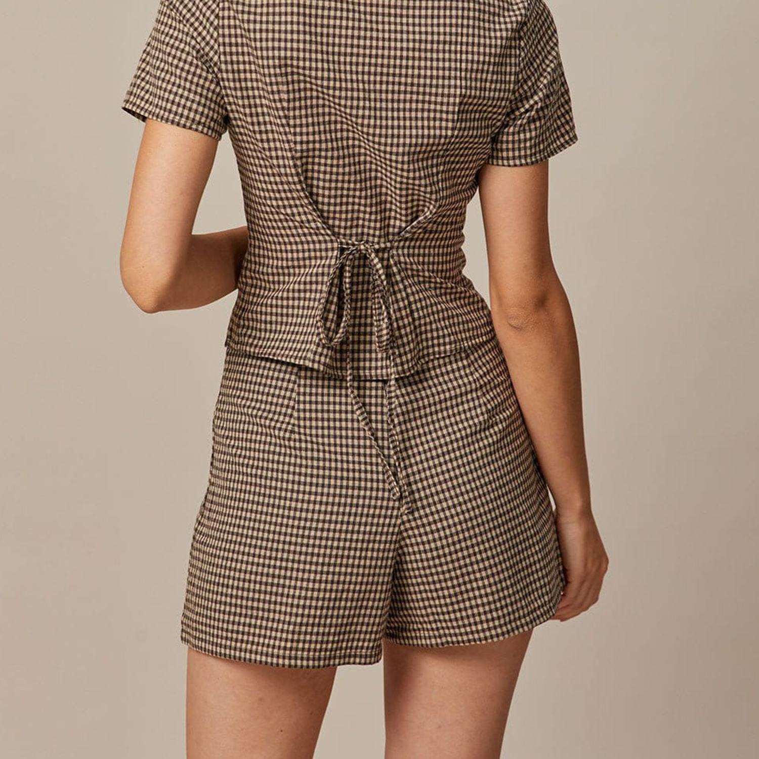 High‑Waisted Gingham Plaid Casual Shorts With Zipper Closure